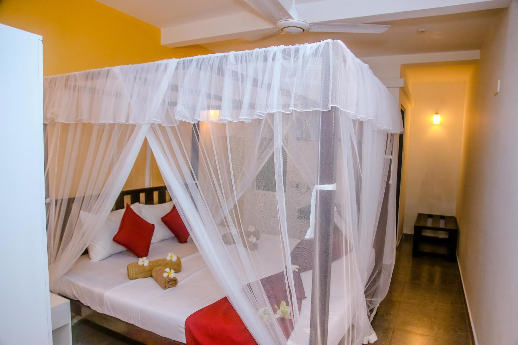 Anchorage Mirissa Otel Dış mekan fotoğraf