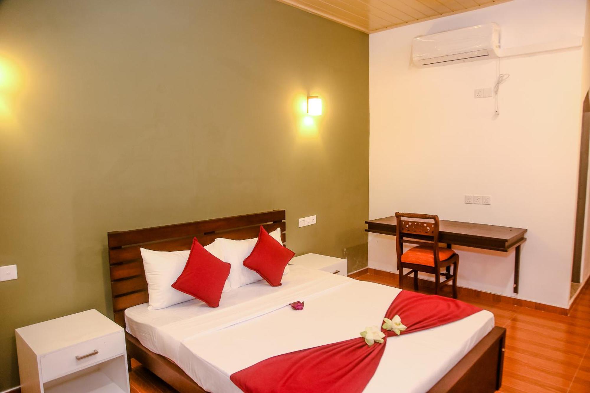 Anchorage Mirissa Otel Dış mekan fotoğraf